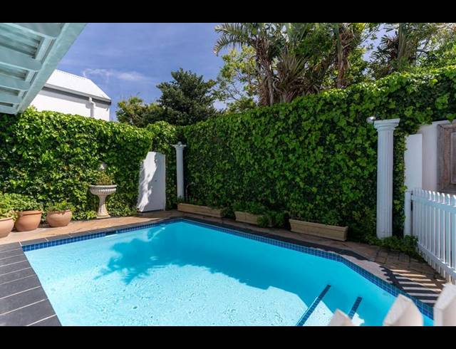 6 BEDROOM HOUSE FOR SALE IN BERG EN DAL